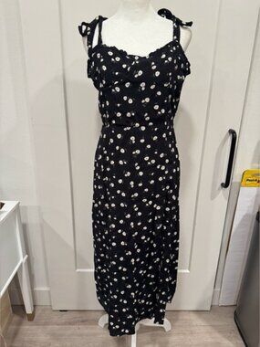 NWT Audrey 3+1 Black & White Floral Dress Size L